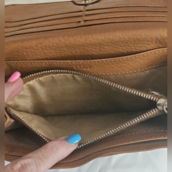 AUTH Chloe Paddington Long Wallet with Authenticity Card and Dust Bag - Picture 9 of 16